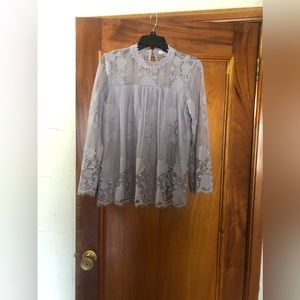 Ultra pink lace lilac color blouse with linen Size M